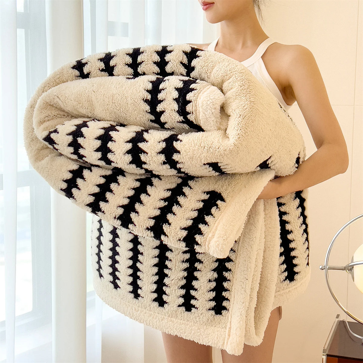 Nola Sherpa Blanket product image 4